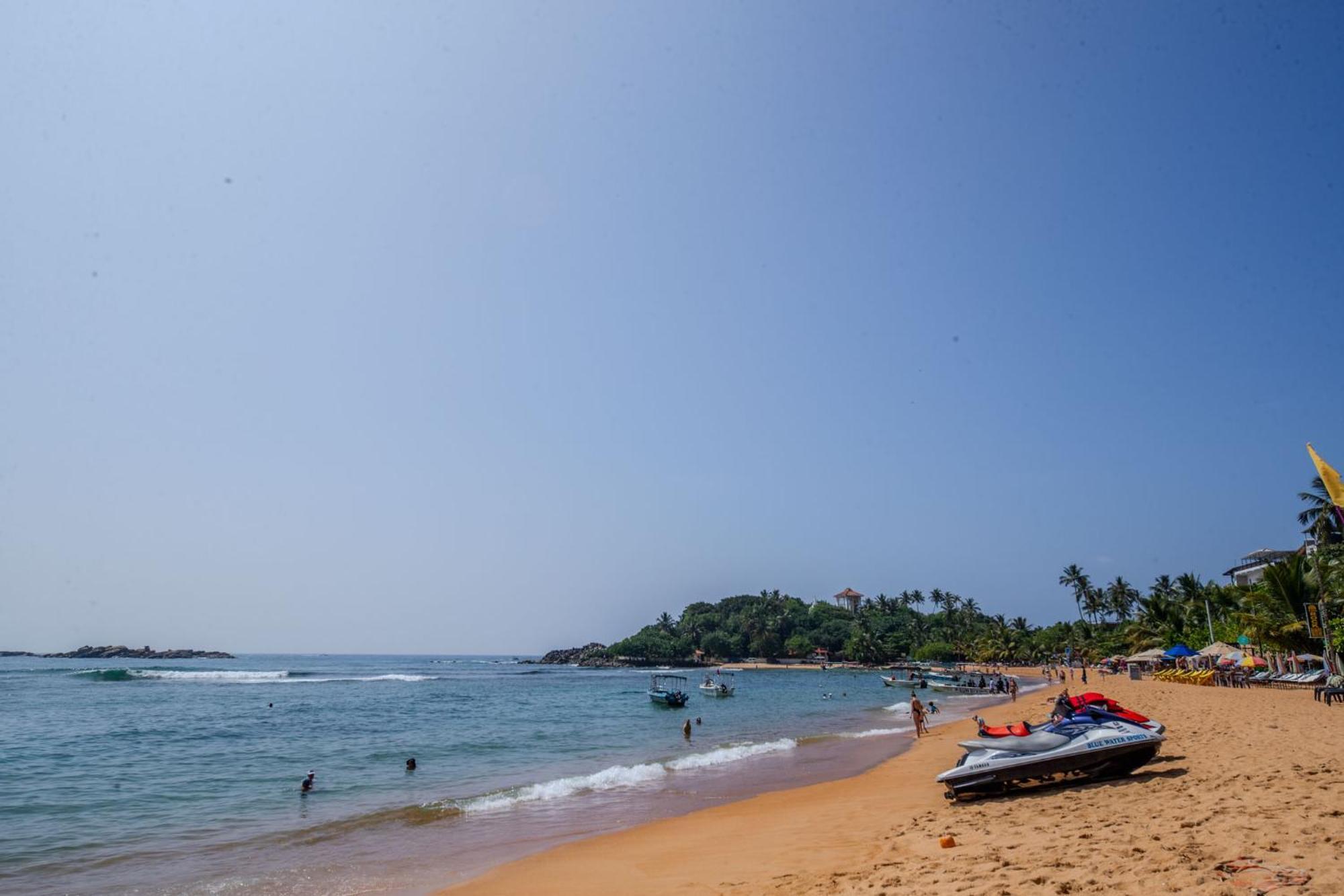 The Waves Unawatuna Bagian luar foto
